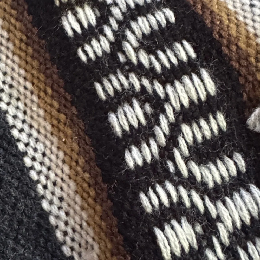 N/S black woven